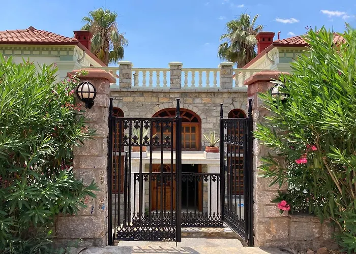 Portofino Boutique Hotel 3*